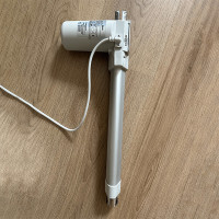 Електричний лінійний привід актуатор для люка в підвал